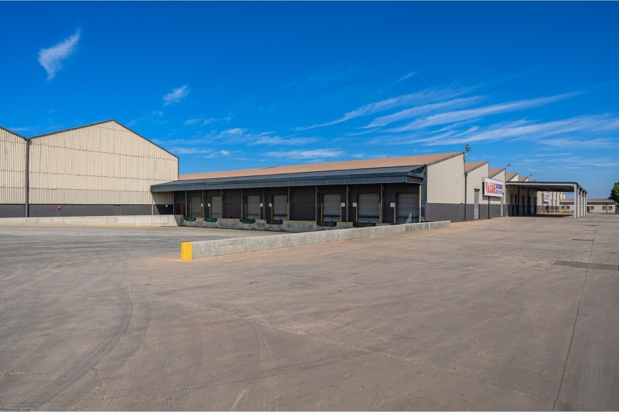 Commercial Property for Sale in Markman Industrial Eastern Cape